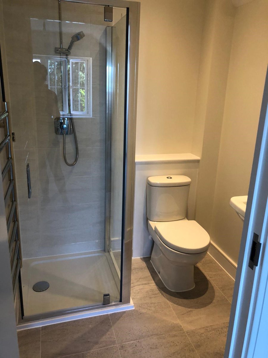 MurphyServices1's tweet photo. Builders Clean to new student accommodation in Farnham #Buildersclean #Studentaccomodation #newbuilds https://t.co/rcIgFqPtks
