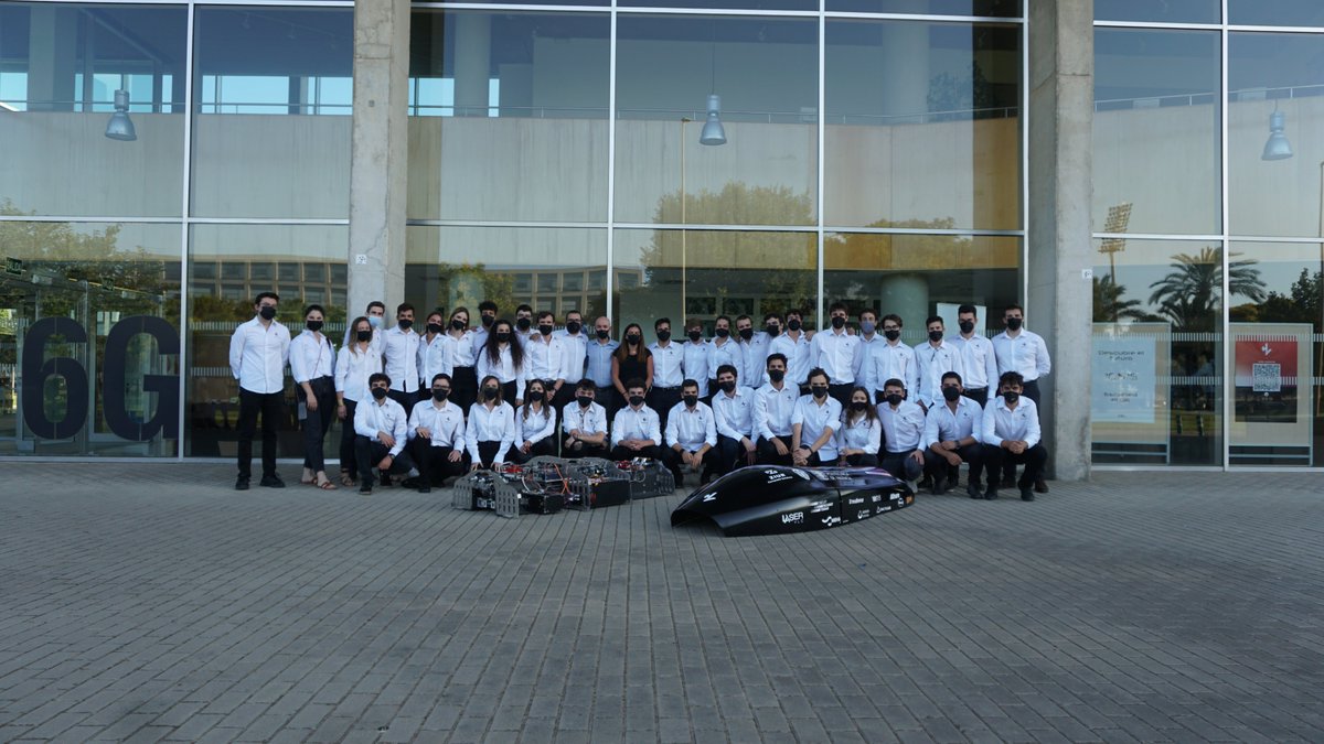 UPV's tweet photo. El equipo de estudiantes de la Universitat Politècnica de València @hyperloopupv ha presentado IGNIS, el nuevo pod propulsado por dos novedosos motores de inducción lineal con el que competirá en la European Hyperloop Week: https://t.co/yRuox9u9W4 https://t.co/7oCW5101qz