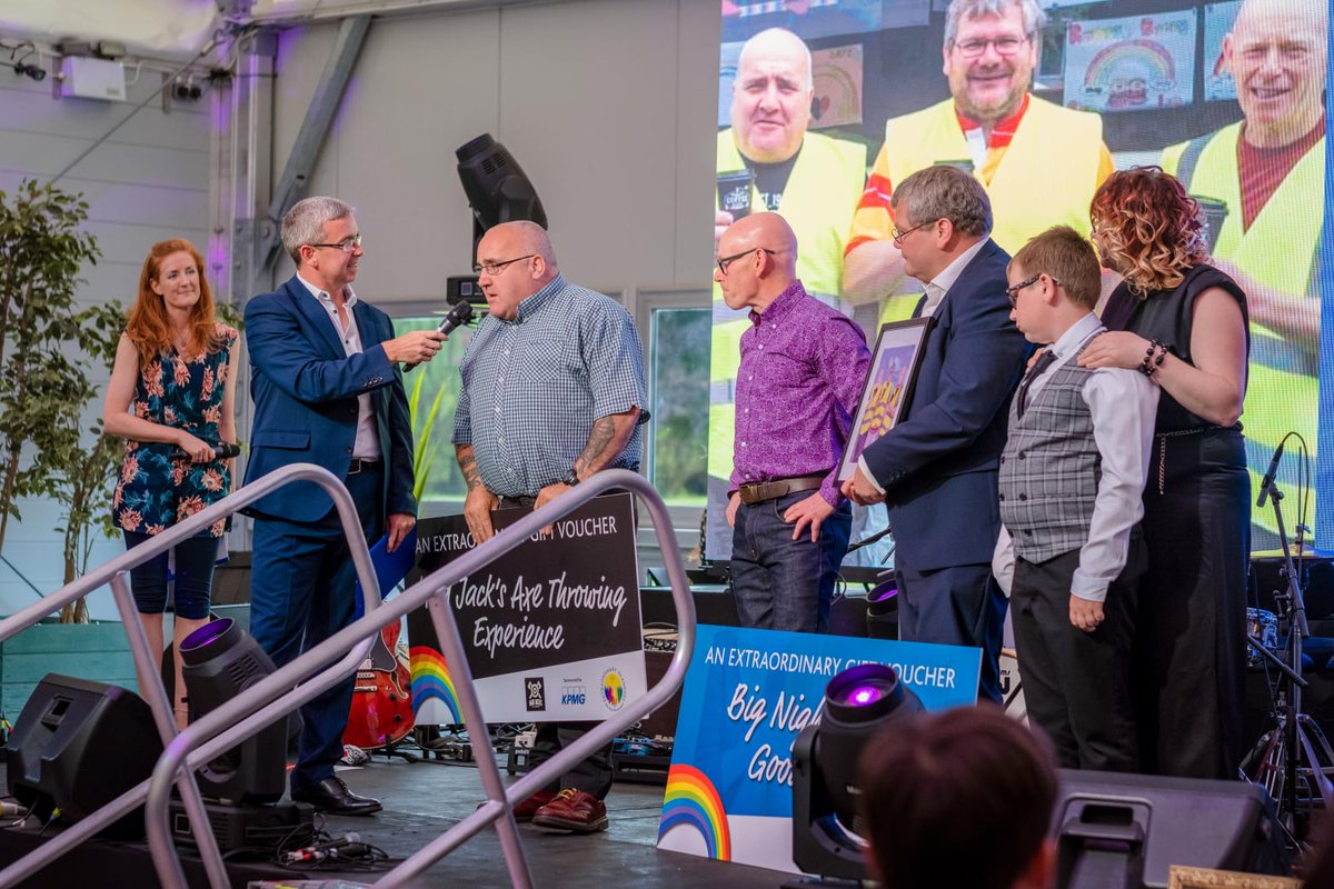 Ext_Islanders's tweet photo. 🌈 A big well done to the team at Ramsey Rugby Club Doorstep Deliveries, for winning the Outstanding Contribution to the Community Category sponsored by @KPMGIM 🌈 https://t.co/fuQRNHqePa