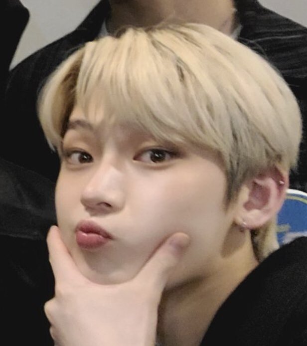 littlelovesunoo's tweet photo. tiny marshmallow https://t.co/9W2Low6yxi