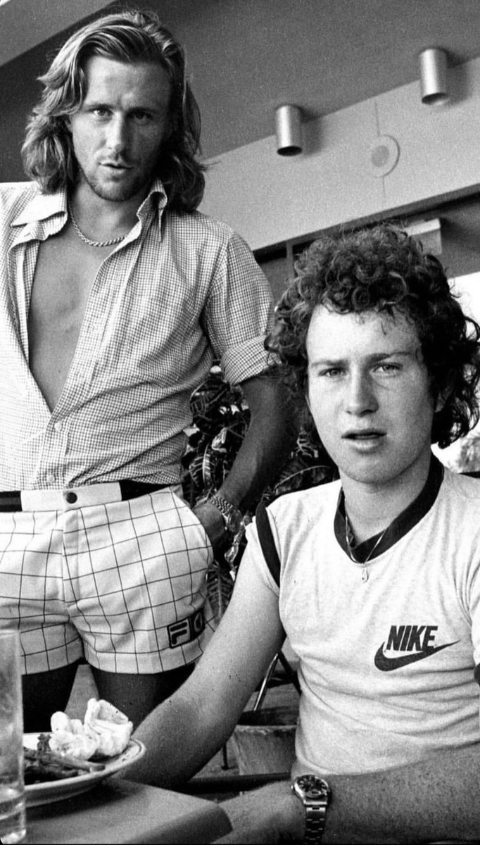 FrankvdLende's tweet photo. Hoi. Krijg deze foto de afgelopen dagen veel doorgestuurd dat ik op de jonge Bjorn Borg lijk. Kan ik deze foto met iemand namaken die een jonge McEnroe in huis heeft? #stylegods https://t.co/Fn5BW3NFBD