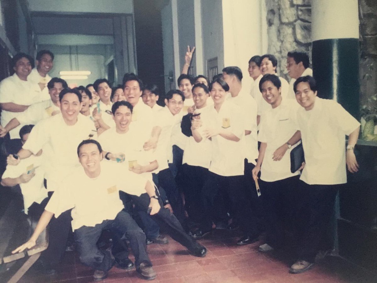 erost4n's tweet image. Oks lang po Pres #DU30 👊 #SafetyFirst pero mas masaya talaga pag #FaceToFaceClass LOL 🤣✌️

*di ko sure kung si Garden yung natakpan si Poks pero tag narin kita haha 😂 nga pala baka may nakakaalam whereabouts ni Poks? 

#MEboys ⚙️
#GoUSTe 🐯
#throwback