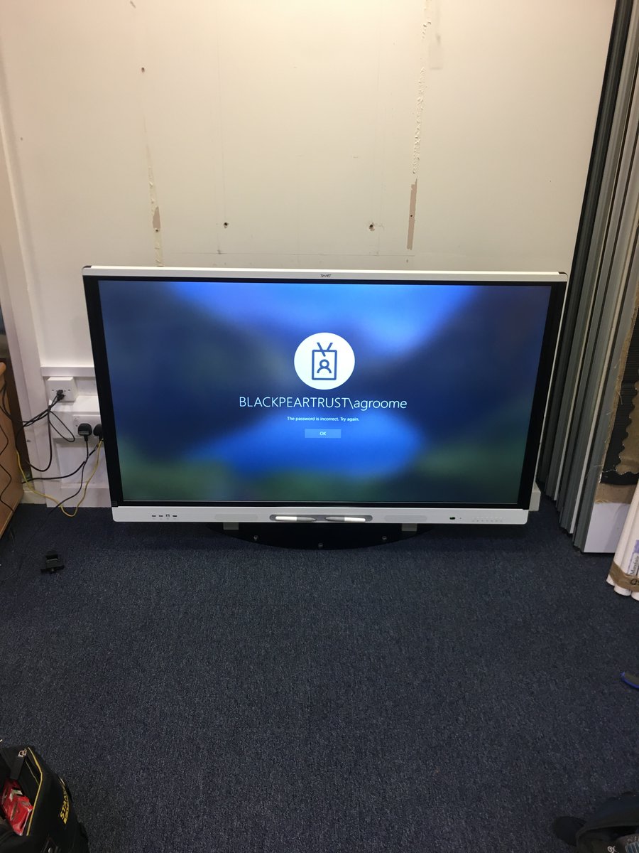 HTS_AV's tweet photo. The electric height adjustable riser, suitable for a mixture of #classrooms:
👉 Position the screen as low or high as you want, ideal for small children &amp; adult users.
👉Designed to take the weight of the screen directly to the floor rather than relying on wall fixings.
-
#edtech https://t.co/APmTEHPBqg