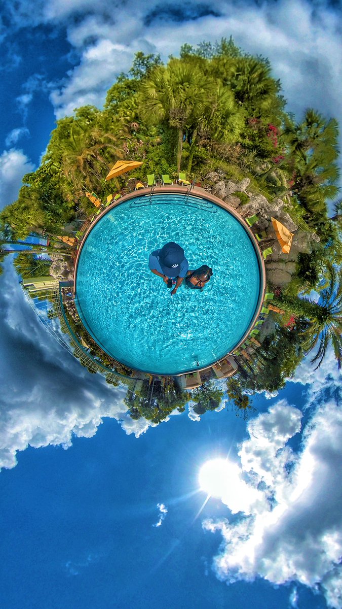 djtek's tweet photo. Feeling like I’m in the center of the world.
#TinyPlanet #Insta360 #VisualTek https://t.co/yPyk64DnIV