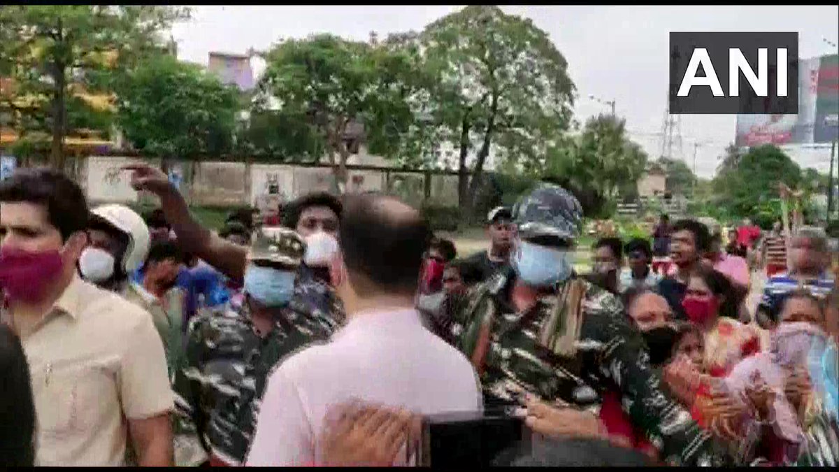 ANI's tweet photo. West Bengal: National Human Rights Commission (NHRC) team that visited Jadavpur to investigate post-poll violence was attacked. 

"During probe, it has been found that more than 40 houses have been destroyed here. We are being attacked by goons," says an NHRC official. https://t.co/iTUcBIZ2GU