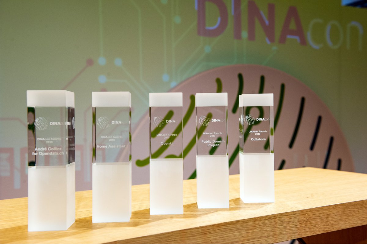 Der Eingabeschluss für die #DINAconAwards naht - wir freuen uns immer noch riesig über eure Eingaben! 

Nominieren Sie ihr eigenes oder andere Projekte für die Live-Auszeichnung, Feierlichkeiten &amp; Präsentation über unsere Website/Kommunikationskanäle: awards.dinacon.ch/projectnominat…
🥳