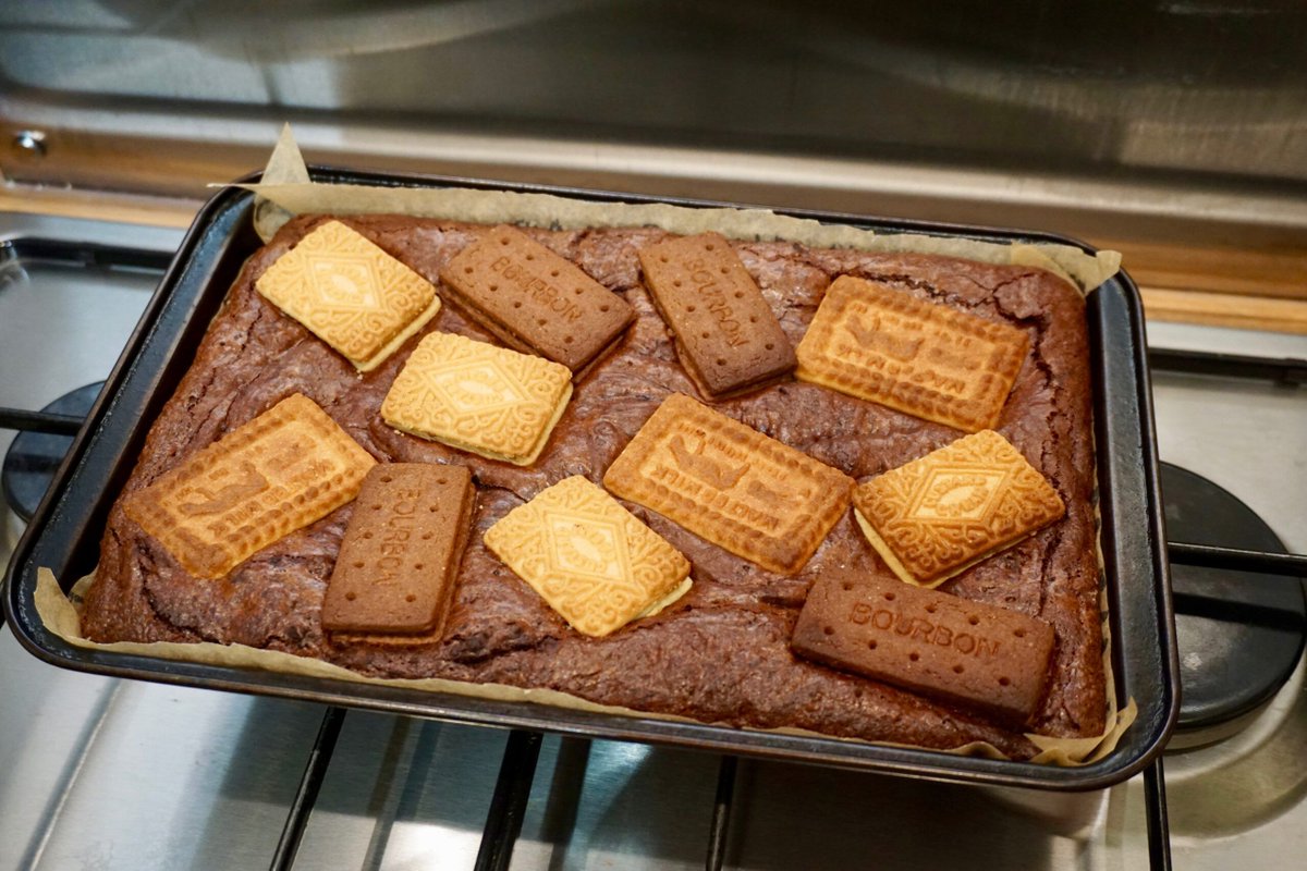 MissPond's tweet image. Elevenses brownies &amp;gt; misspond.com/my-recipes/ele… #BakingBlog