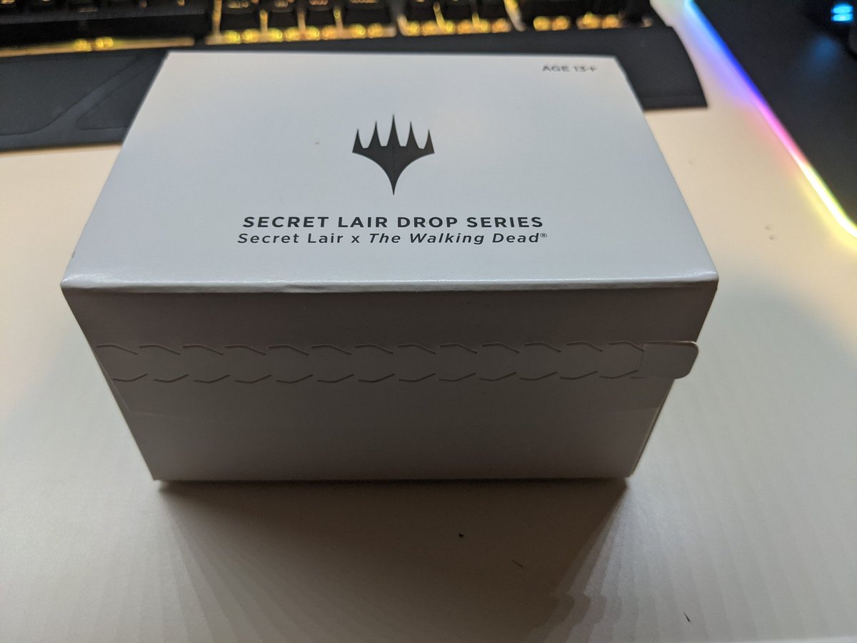 GIVEAWAY TIME: what better way to celebrate MTG drama than giving away a sealed Secret Lair x The Walking Dead? To enter, simply like and retweet the giveaway and follow the profile. And I promise to announce the winner faster than the Mr. Beast event turnaround ;)
