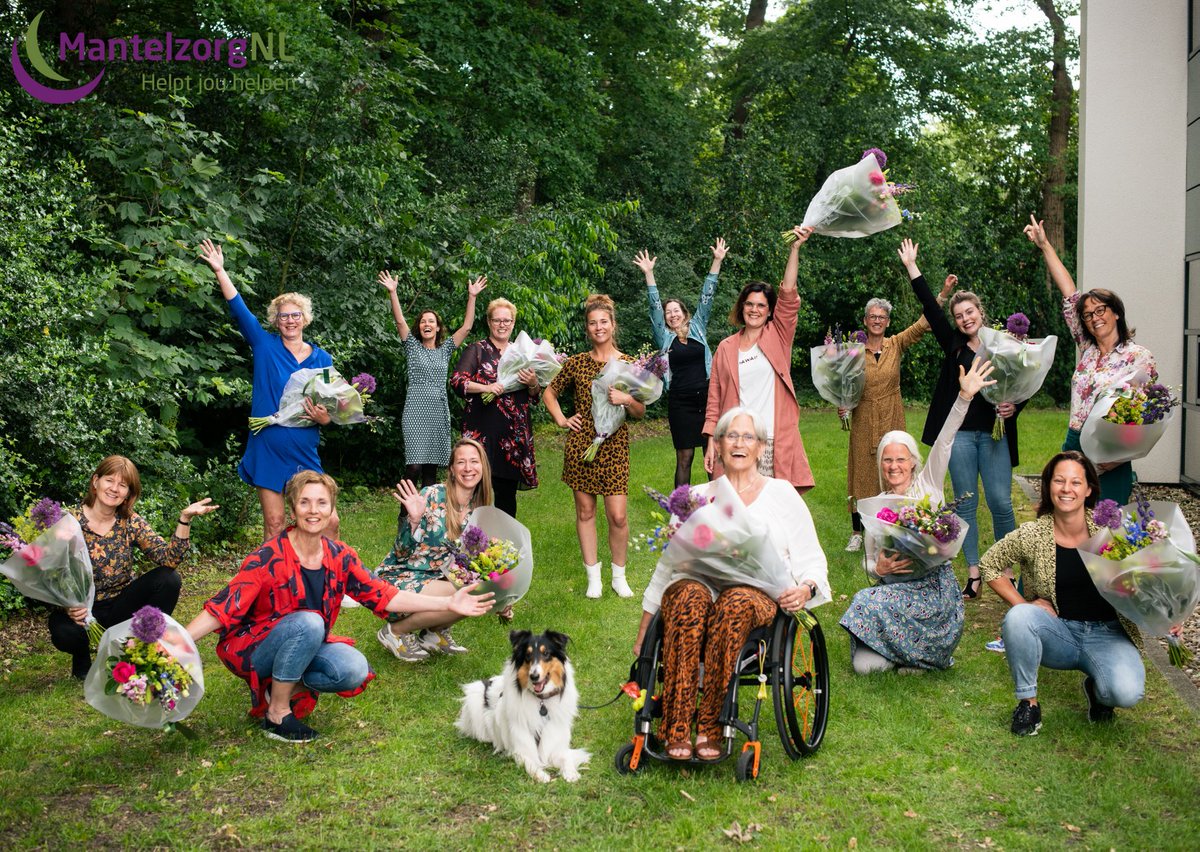 De eerste lichting van de opleiding Mantelzorgondersteuner 2.0 is geslaagd. 
Ams Slemmer, consulent bij Steunpunt Mantelzorg Zeist, nam deel aan deze nieuwe opleiding. 
Ben of ken je een mantelzorger die in de knel zit? Neem gerust contact op: 030 6925319 info@mantelzorgzeist.nl.