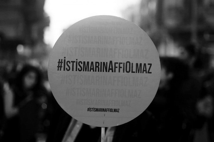 Masuma yapılan zulüm cezasız kalamaz sizler göz yumsanızda Allah onu yapanı da ona en ağır cezayı kesmeyeni de cezasız bırakmaz... Zaten insanların  sizden adelet beklentisi kalmadı.
#ELMALIDAVASI