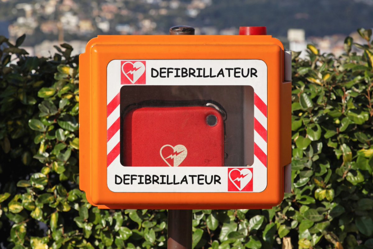 mediworld.co.uk/blog/defibrill… 

#Defib #Defibrillator #FirstAid #EmergencyResponder #HeartAttack #MedTwitter #CommunityFirstAid 

@instreatham @heartstreatham