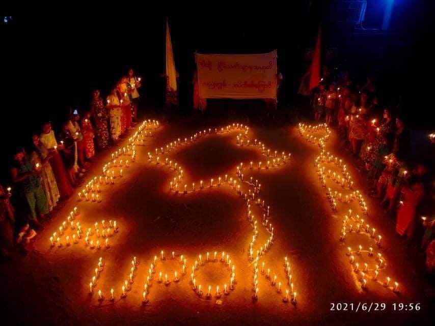 Candle light strike of KaNyoneKyun village defying military rules. #DreadfulCovidAmidMilitaryCoup  #WhatsHappeningInMyanmar  #June29Coup