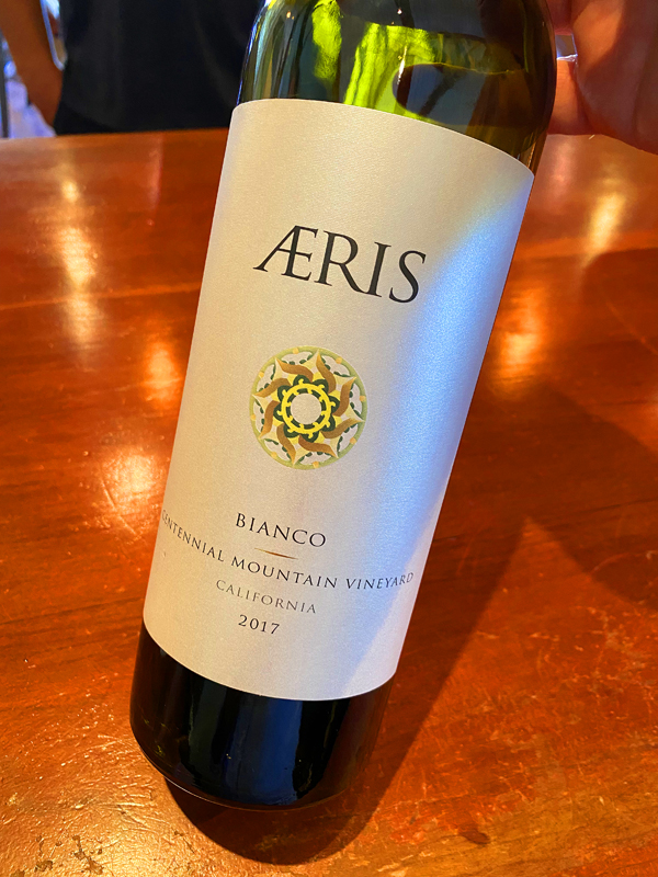 <a href="/grapelive/">Kerry Winslow</a> Wine of the Day: 2017 Aeris, Bianco, Centennial Mountain Vineyard, Sonoma County <a href="/AerisWines/">Aeris Wines</a> 91 Points "100% Carricante, a Sicilian grape famously grown on Mount Etna &amp; one of Italy's most delicious white wines, the Aeris by Rhys is tasty stuff"
grapelive.com/?p=18768