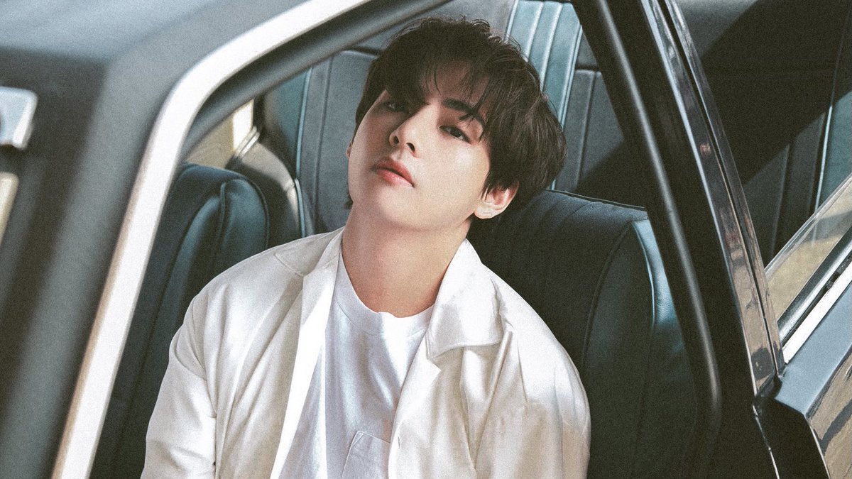 📸 #V #방탄소년단뷔
