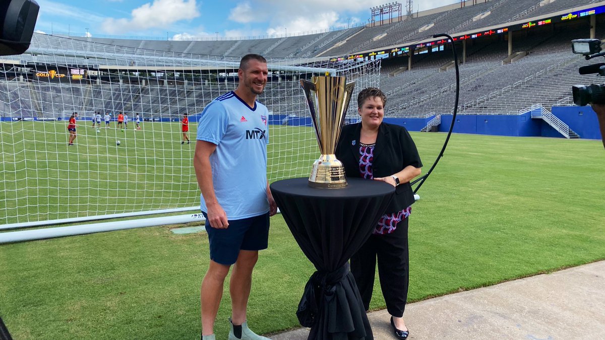TonyFayPR's tweet photo. The @concacaf @GoldCup  #DallasTrophyTour culminates at @cottonbowlstad. 🏆

The Gold Cup will be in NTX 7/10-29. @dallas_sports continues to pursue championship events positioning #Dallas as the premier sports destination.
🎥 On the scene: 
@MPaul_BigDSport @kennycooperjr https://t.co/ahH7V6cSEq