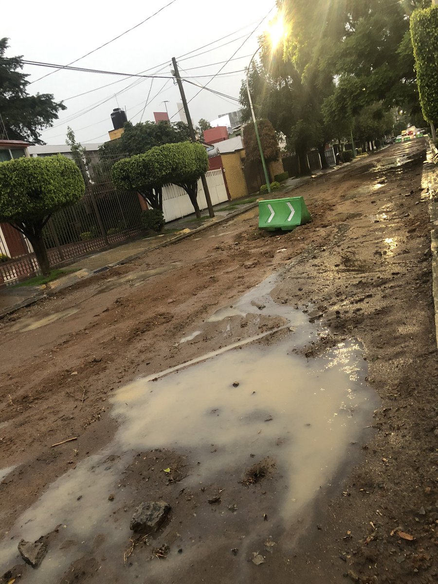 Oli54300259's tweet photo. @luckyppg @GobNau @PDuranReveles  cómo hacemos para tener respuesta  de ustedes ? Llevan 1 mes sin que venga ningún trabajador. Hay adultos mayores en silla de ruedas y sus familiares no pueden ingresar para recogerlos o dejarlos cuando van a consulta médica. https://t.co/wrPClQEGDN
