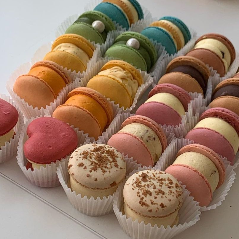 daily_dolce's tweet photo. Macarons from wearelikey https://t.co/3OjnEbVusU