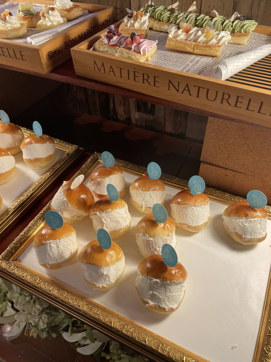 TOK024's tweet image. マリトッツォ食べ放題すごく良かった