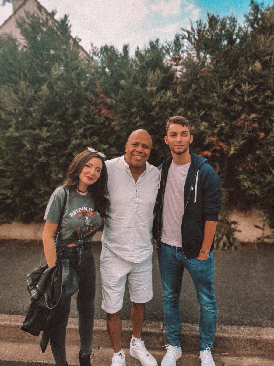 Demain on se donne rendez-vous à 18:45 en direct du Zénith De Strasbourg pour découvrir en exclusivité notre duo avec Tarik dans l’émission Studio Zénith 🎙🔥

Un immense merci à Quentin Bolmont, Team MSP • Live &amp; Broadcast et Fabrice Sioul 🤍