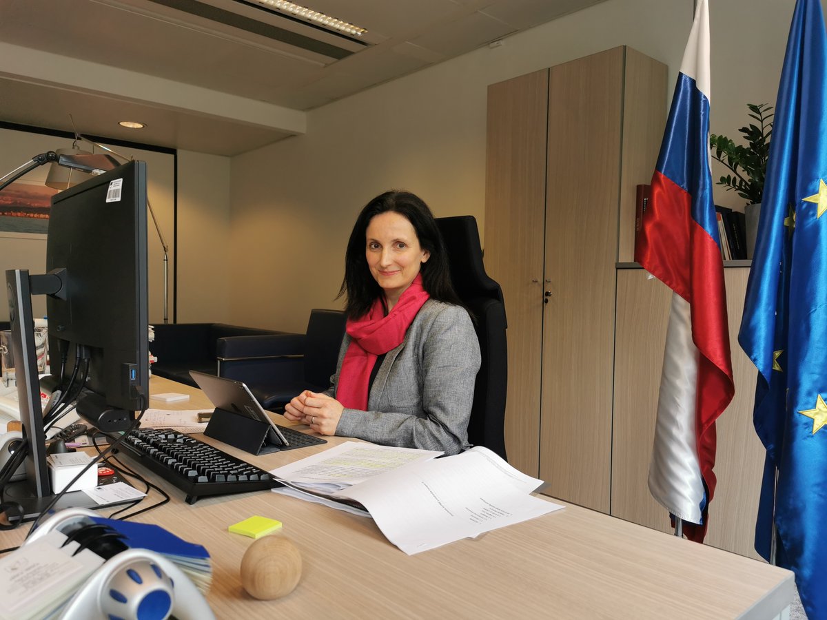 SLOtoEU's tweet image. #APIHOUR | #SLOtoEU Perm Rep Jarc and DPR @PozarTamara presented #EU2021SI priorities to aprox. 60 Brussels based journalists and answered their Qs on #Fitfor55, digital levy, #COP26, energy, Transatlantic and China, fiscal rules, #HealthUnion and more... 
@MZZRS @govSlovenia