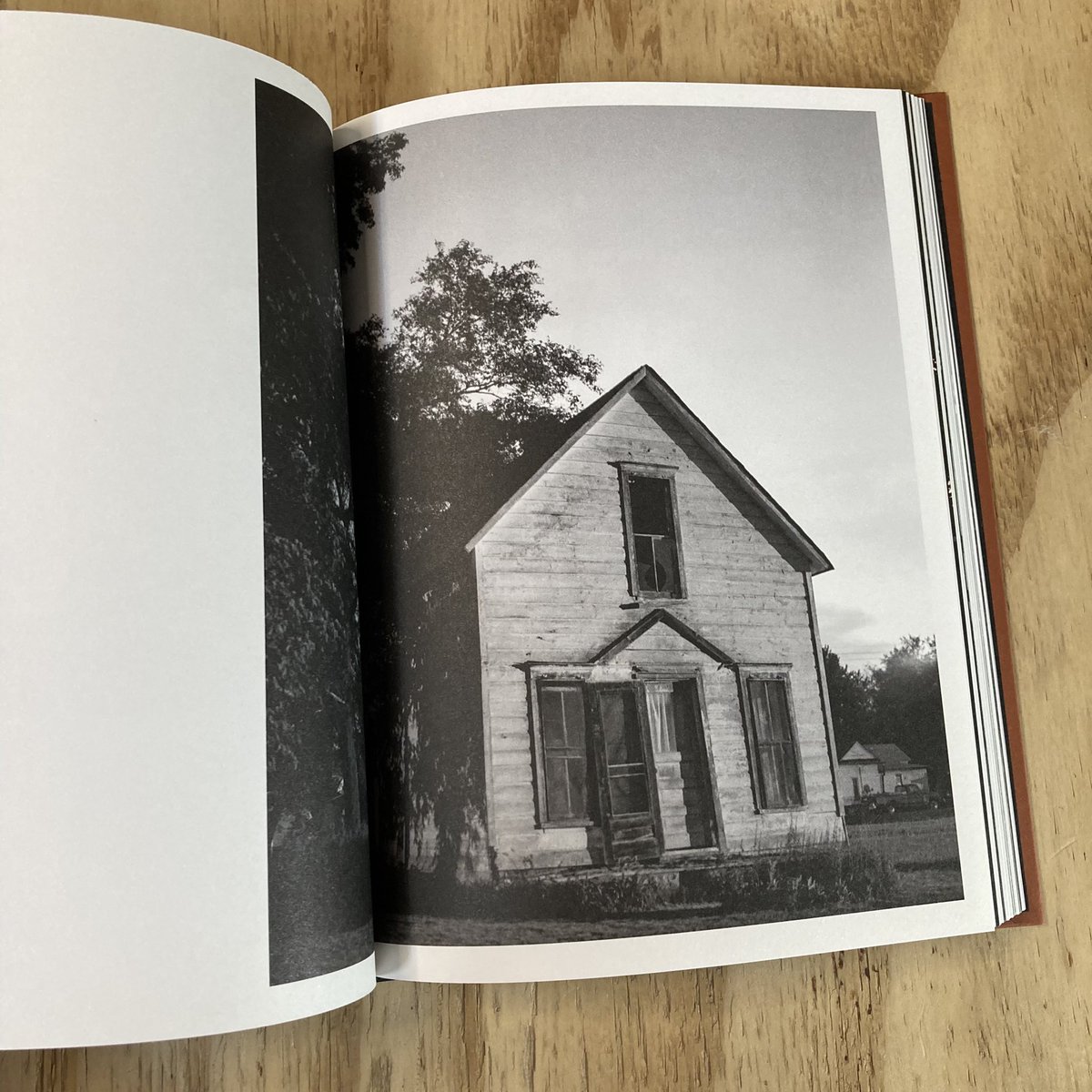 Photobook Junkies tweet media