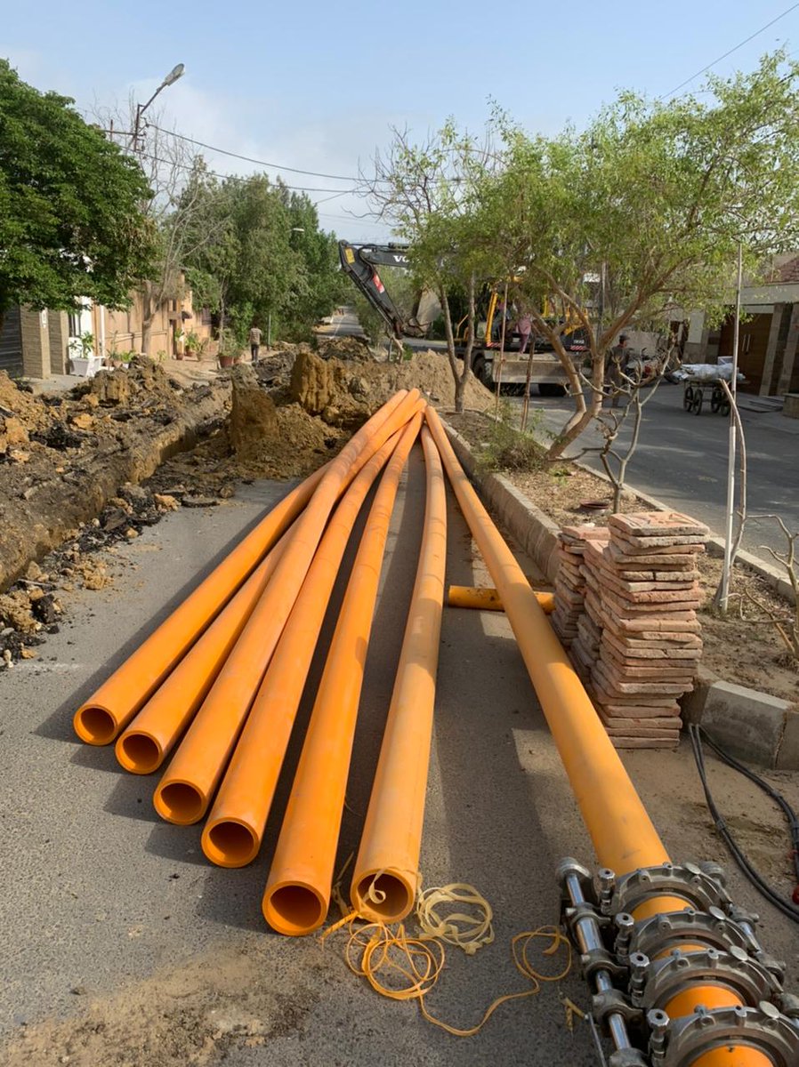 PTI Karachi Official tweet media