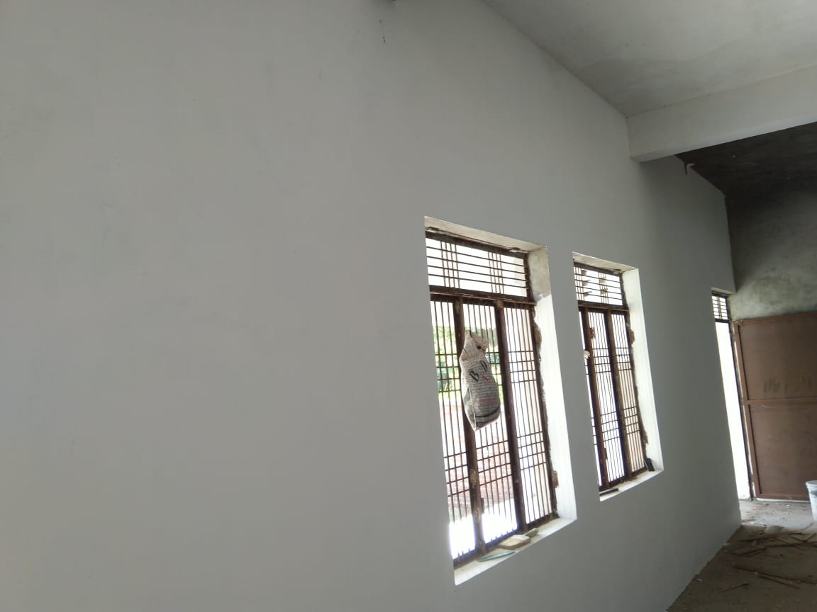 WakeUpYoungster's tweet image. अमरोहा ज़िले क़े ग्राम डिडौली में Wake Up Youngsters  द्वारा पहली #VillageSmartLibary का काम शुरू हो गया हैं । जल्दी ही डिडौली एवं आस पास क़े गाँव क़े युवा इसका फ़ायदा उठा सकेंगे । 
लाइब्रेरी सभी क़े लिए बिल्कुल फ़्री होगी 
#WakeUpYoungsters #libraryproject