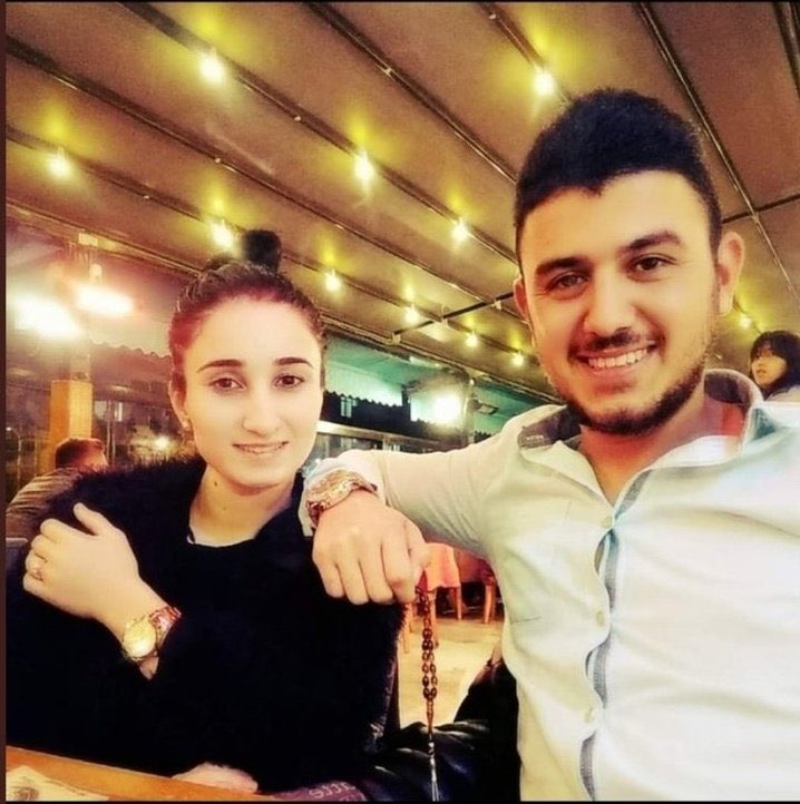 #elmalıdavası Merve Akman ve Rahmi Akman. Bu isimleri sansürlemeyin.Herkes duysun bu pisliklerin toplumda yeri yok. En ağır cezayı almaları için elimizden ne geliyorsa yapalım susmayalım unutup unutturmayalım.