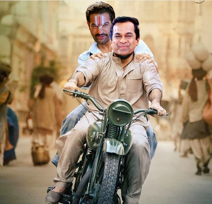 MemesIkkada's tweet photo. @RRRMovie 
Bhattu and chari❤
#RRRMovie #SeethaRAMaRajuCHARAN #KomaramBheemNTR #RRR #ManOfMassesNTR https://t.co/VUDlzJhRbx