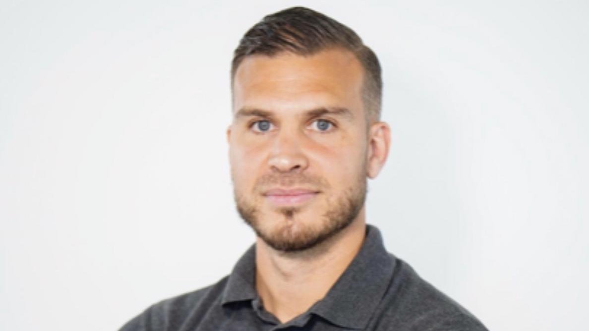 Komend najaar organiseren <a href="/Stichting_JOZ/">Stichting_JOZ</a> en <a href="/SociaalWerkNL/">Sociaal Werk Nederland</a> mmv <a href="/MinVWS/">Ministerie van VWS</a> gratis trainingen voor jongerenwerkers over online werken - vooraankondiging! sociaalwerknederland.nl/thema/jeugd-op… #sterkjongerenwerk <a href="/BVjong/">BVjong</a> <a href="/BPSW_NL/">BPSW_NL</a> <a href="/Simone_MW/">Simone Meerwaarde</a>