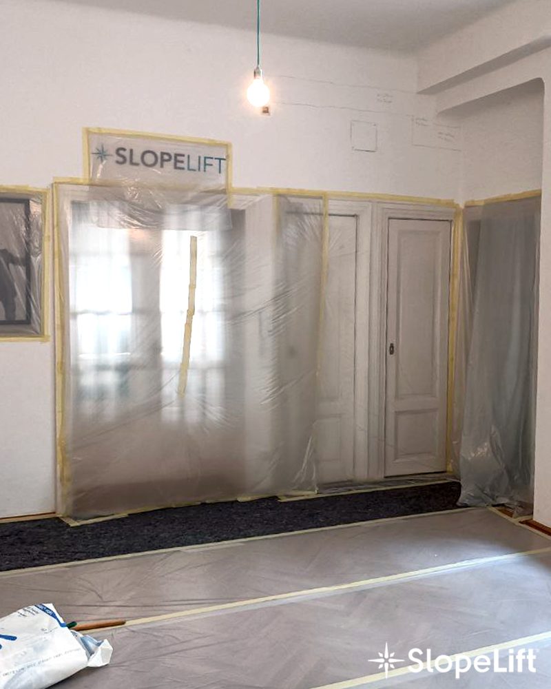 Was ist denn hier los?! 😱

Da kommt man in der Früh ins #Büro und zack, wird umgebaut! 🧰 

Aber Warum?! 🤔

Bleiben Sie gespannt und raten Sie in den nächsten Wochen mit, was es sein könnte! 👍

#umbau #neu #office #work #team #slopelift