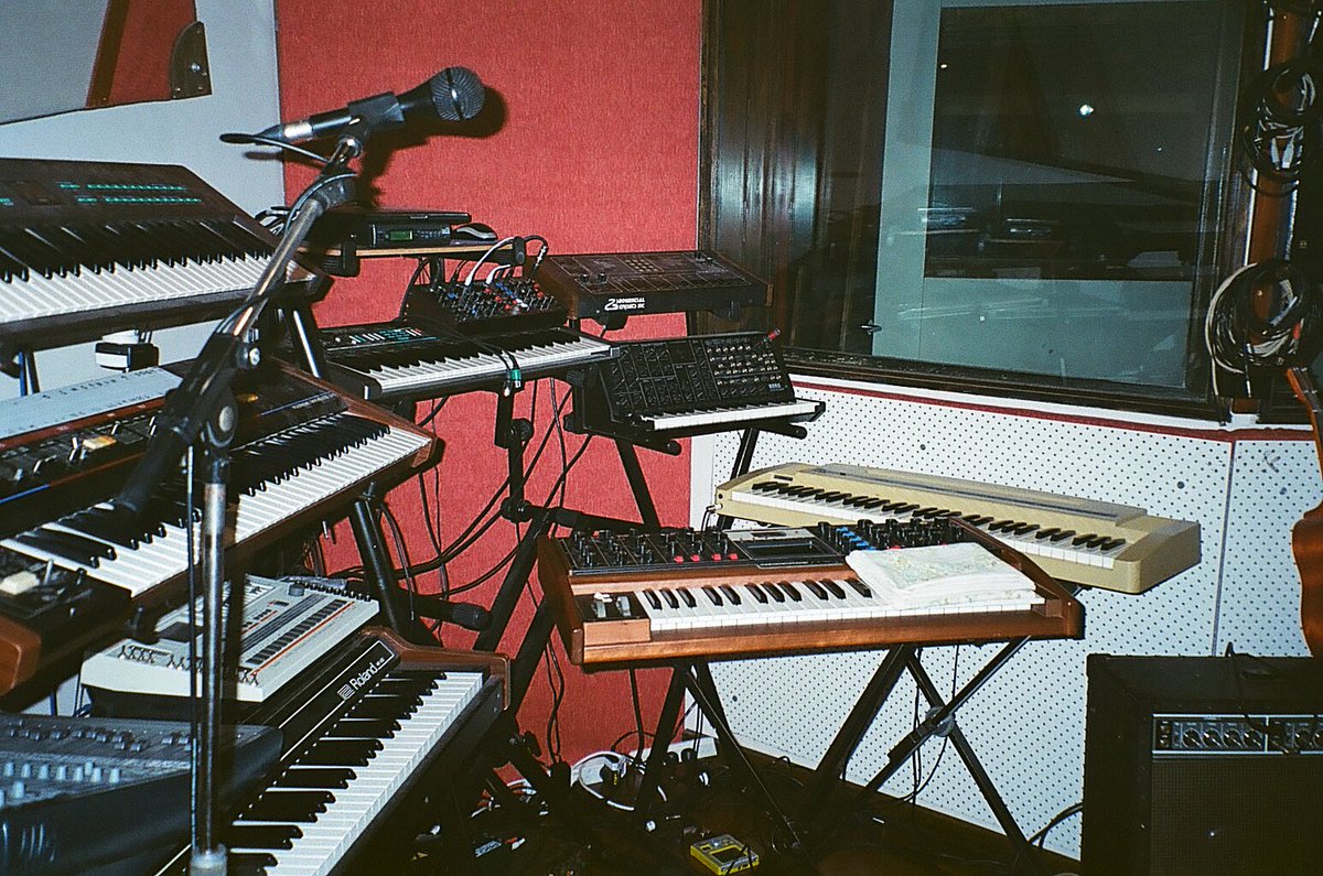 delbistobeco's tweet photo. few studio tings 🎤 https://t.co/h1eCnBKE99
