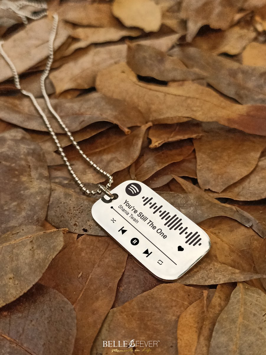 alfiebellefever's tweet photo. I was not surprised to see that the hit song #YoureStillTheOne by @ShaniaTwain was one of the most requested wedding theme songs in the world. Thank you @bellefever for making this keepsake possible. 😍 You can also have your necklace here: https://t.co/FxPphkR0Wj https://t.co/3rW0Xo56LI