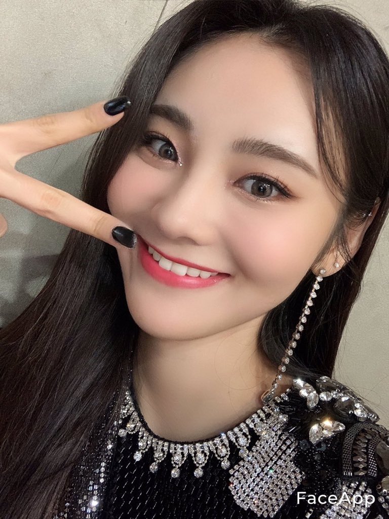 faceapploona's tweet photo. Saranghae jinsoul 💙💙💙💙💙💙😁😁😁 https://t.co/FJapbY7YDp