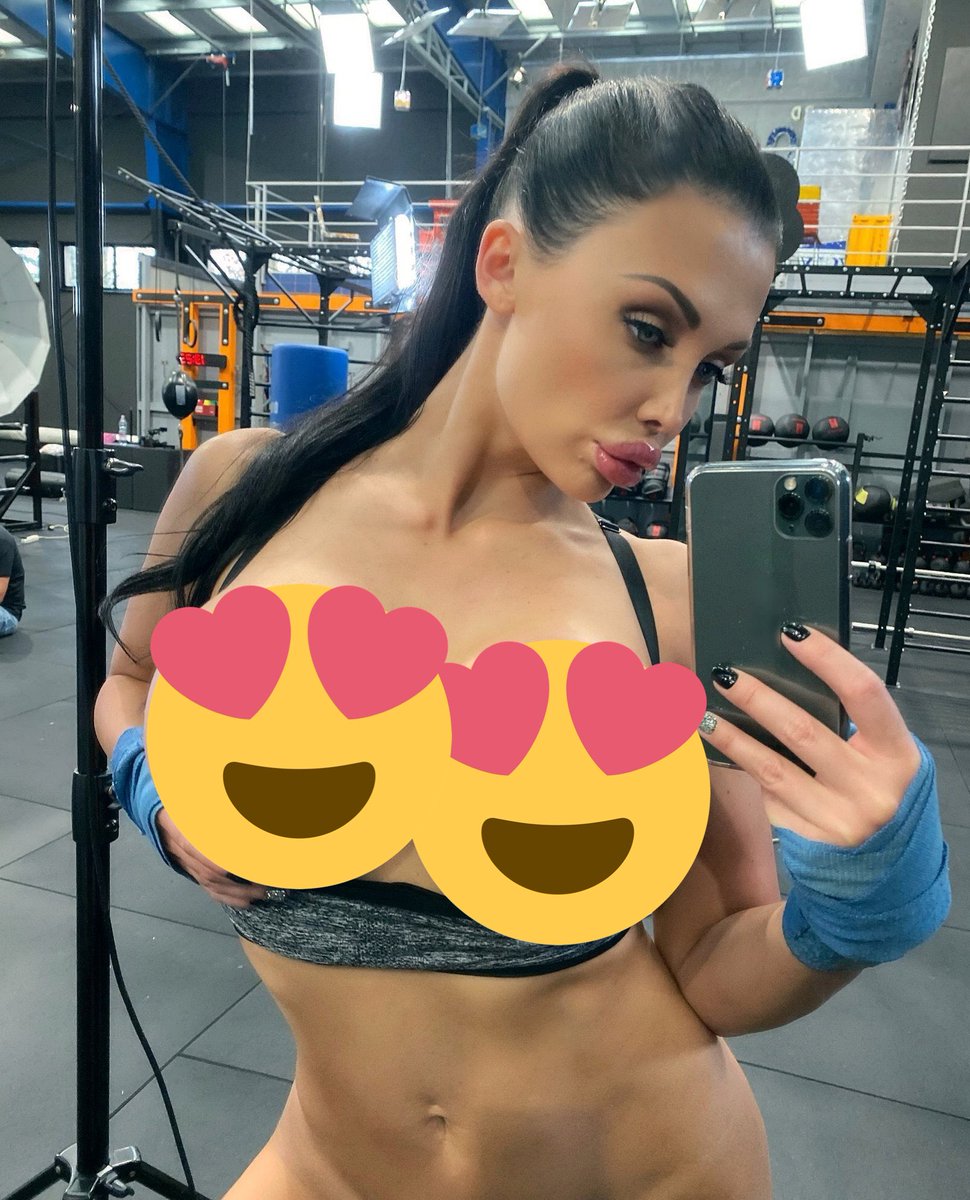 ScamMistress's tweet photo. It’s very simple what you need to do is $end me all that money that you have and Mistress will remove the censors. Be ready, betas, subs and slaves I am coming for My money

#catfishfindom #ripofffetish #scamtits #Catfish #Scammer #Scamfetish #ScamAddict #catfishAddict #findom https://t.co/Yds91YUHcY