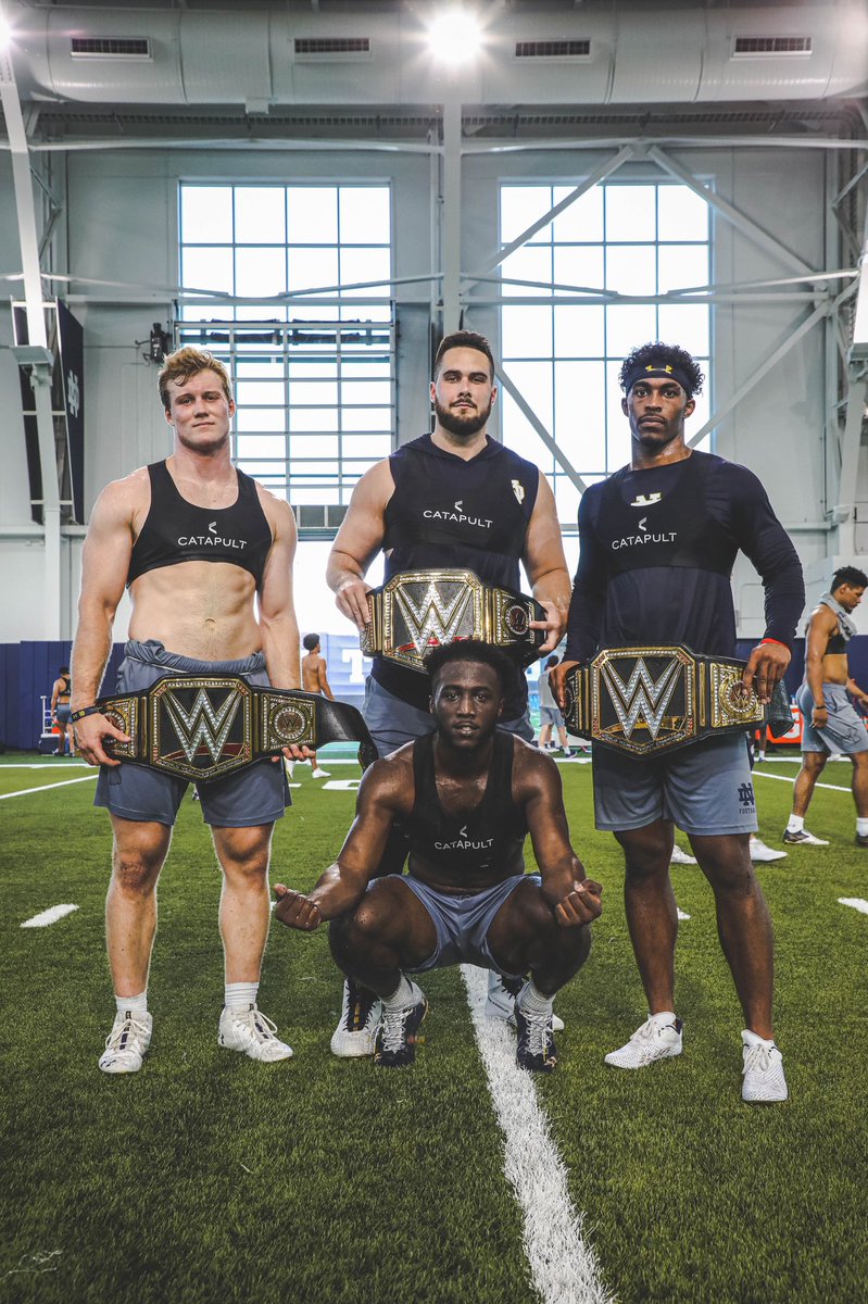 NDFootball's tweet photo. 𝗪𝗮𝗿𝗿𝗶𝗼𝗿𝘀 of the 𝗪𝗲𝗲𝗸.

#GoIrish https://t.co/cGM8Z8Bti6