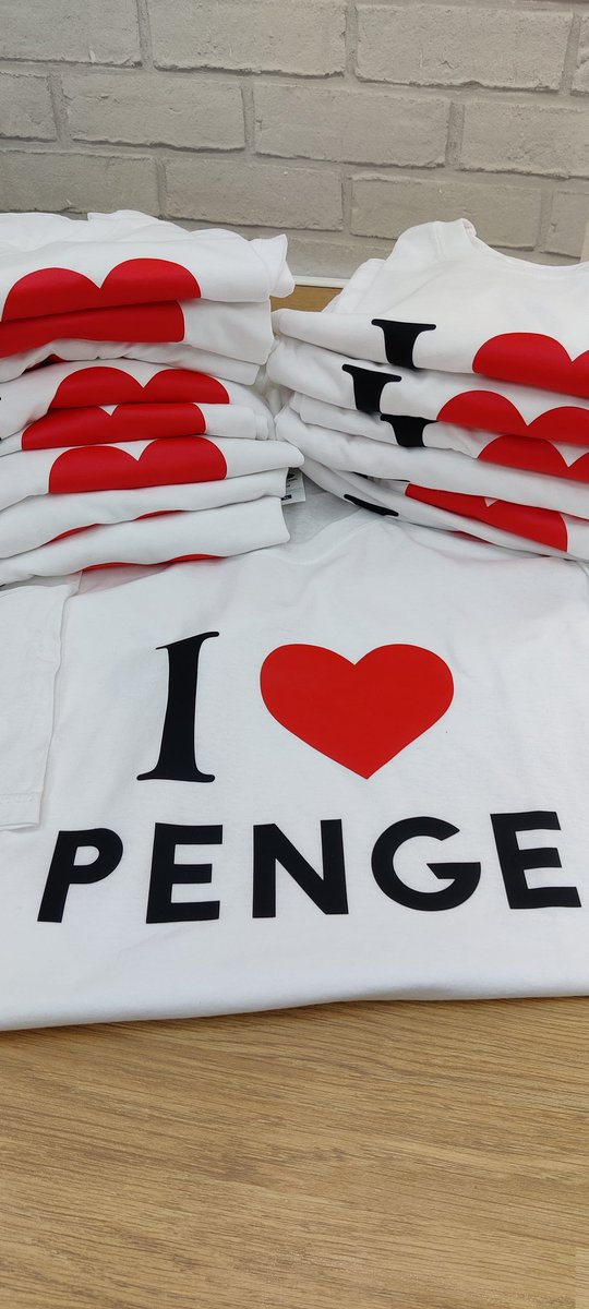 We've just donated some t-shirts to St.Christophers Hospice shop on Penge High Street, please help the charity and buy a T-shirt. #charity @elliereeves @S2S_London @cplocal @cpdinosaurs @PengetoutSE20 @SE20Penge @thepengetourist @MadeinPenge