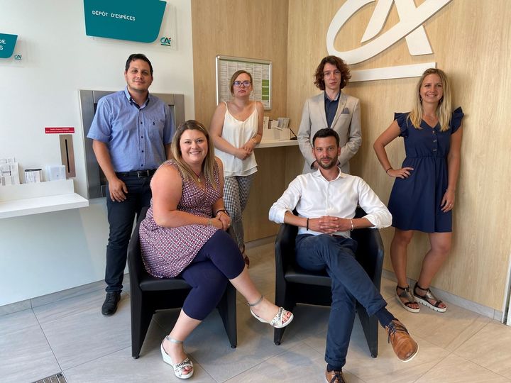 StephaneCara's tweet photo. [Agence] L'agence Crédit Agricole de Lorraine de Puttelange aux Lacs a fait peau neuve ! 🏡☀️ Mathieu Dressel, son directeur, et toute l'équipe sont ravis de vous annoncer la fin des travaux et de vous accueillir du mardi au samedi. 😉

#proximité #territoire #AgirChaqueJour https://t.co/PFvJ61rFAy
