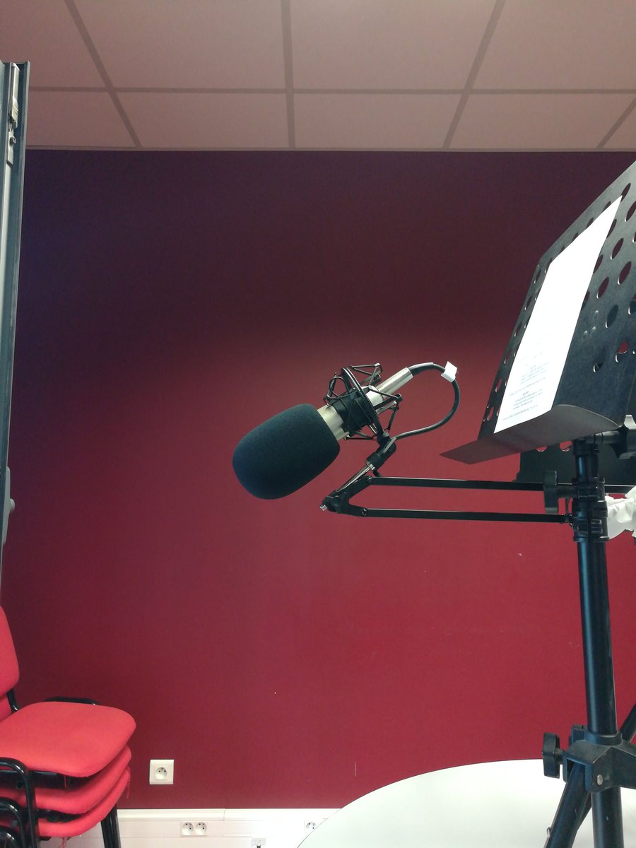 studiosaintpal's tweet photo. #Divertimento : enregistrement de la dernière émission de cette saison par Philippe Grassiot à 17h00, en public. Podcast à venir... https://t.co/STu9BMaRgn