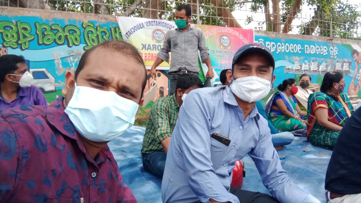 AshokBa20992246's tweet photo. @ICTSCAODISHA @CMO_Odisha @samirdash01 @satyabrata1967 @SecyChief @anupamias @DM_Bhadrak @OamOdisha 5D
1-ପ୍ରତି ହାଇସ୍କୁଲରେ କୋମ୍ପୁଟର ଶିକ୍ଷା ଆମର ଦାବି
2-କୋମ୍ପୁଟର ଶିକ୍ଷକ ଙ୍କର ପୁନଃ ନିଯୁକ୍ତି 
ଆମର ଦାବି
3-Computer ଶିକ୍ଷକ ଙ୍କୁ ସରକାରୀ ମାନ୍ୟତା ଆମର ଦାବି
4-ଆମର ଦାବି ନ୍ୟାର୍ଯ୍ୟ ଦାବି 
ସରକାର ତମେ ମାନିନିଅ
5- Court order କୁ ମାନିନିଅ https://t.co/cBEUju7Zrg