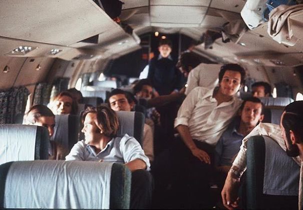jadoreteens's tweet photo. Last Image Of Uruguayan Flight 571, Before It Crashed In The Andes On 13-10-1972. 27 Out Of 45 People Survived The Initial Crash. Survivors Were Eventually Forced To Cannibalize The Dead To Stay Alive. 16 People Were Rescued 72 Days Later https://t.co/BltOkgunVV