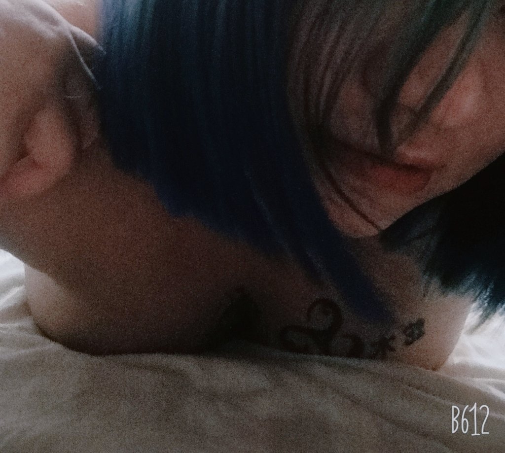 HyVi Mistress࿐ tweet media