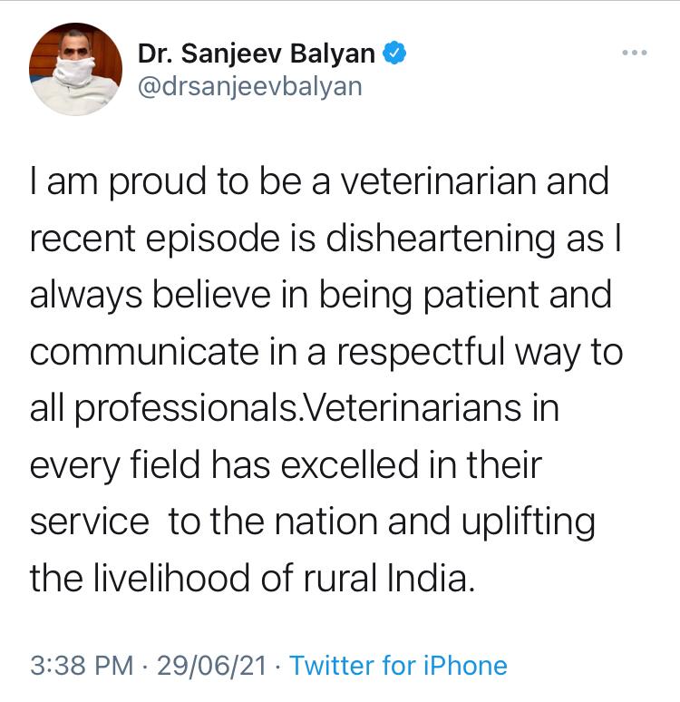 ये सियासत है कि लानत है सियासत पे 'सदा'
ख़ुद हैं मुजरिम बने क़ानून बनाने वाले
#ManekaSupportsQuackery
#PseudoAnimalLoverPFA
<a href="/Manekagandhibjp/">Maneka Sanjay Gandhi</a> <a href="/DeepikaBhardwaj/">Deepika Narayan Bhardwaj</a>
<a href="/ABPNews/">ABP News</a> <a href="/aajtak/">AajTak</a> <a href="/indiatvnews/">India TV</a> <a href="/ndtv/">NDTV</a> <a href="/1stIndiaNews/">First India News</a> <a href="/ANI/">ANI</a> <a href="/PTI_News/">Press Trust of India</a> <a href="/News18Rajasthan/">News18 Rajasthan</a> <a href="/news24tvchannel/">News24</a> <a href="/BBCHindi/">BBC News Hindi</a>