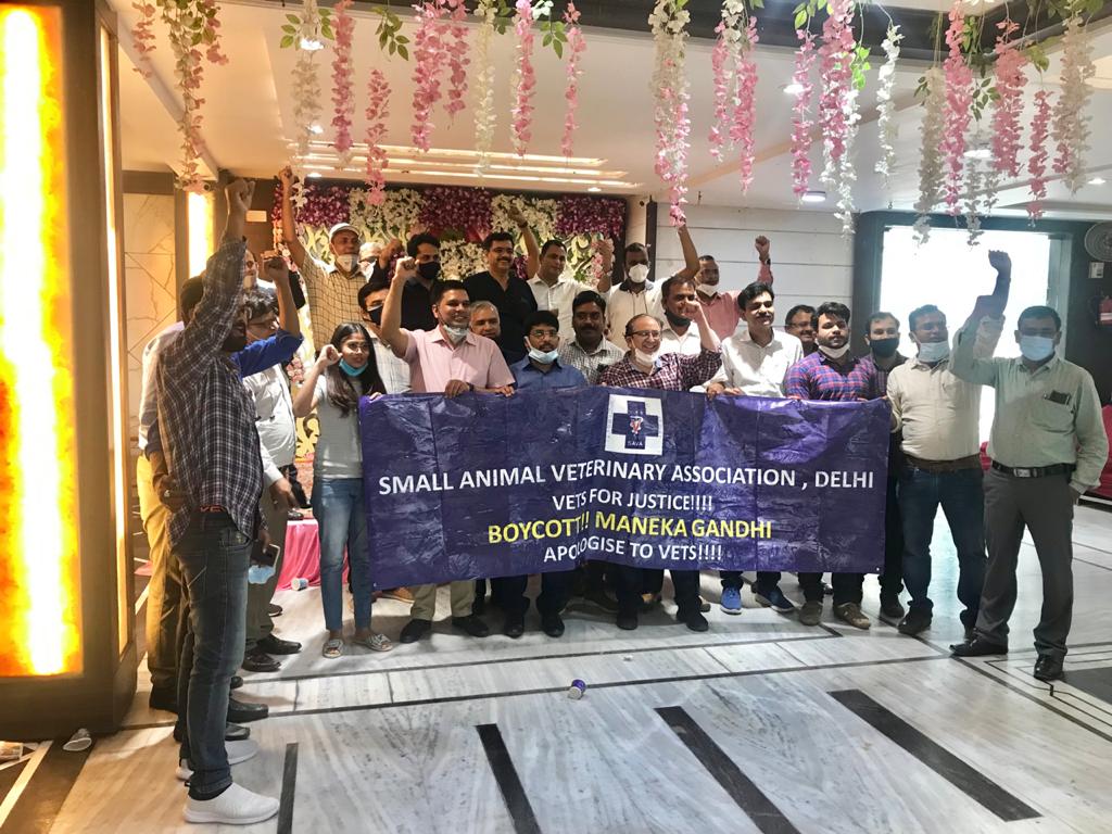 uvci4950's tweet photo. #ManekaSupportsQuackery
#PseudoAnimalLoverPFA
@Manekagandhibjp @BJP4India
@ABPNews @aajtak @indiatvnews @ndtv @1stIndiaNews @ANI @PTI_News @News18Rajasthan @news24tvchannel @BBCHindi @NavbharatTimes @CNNnews18 @ZeeNews @AltNews @AjayVishnoiBJP @Rakesh_Sachan_ @GaneshGINC https://t.co/tkCGzj4BtH