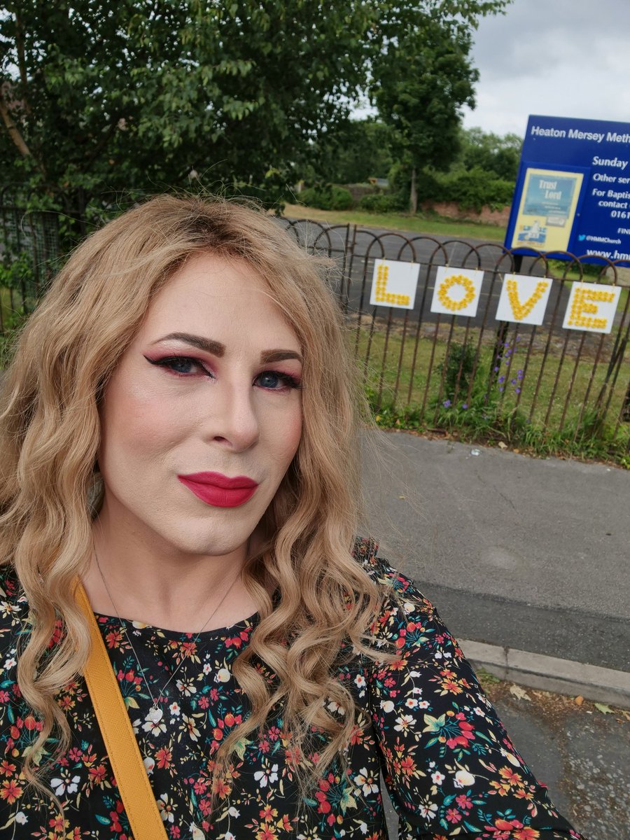 KatAgirlcalled's tweet photo. It's been a while since I last tweeted. Have a pic of me from the weekend on my daily walk. https://t.co/bvF222PKz4