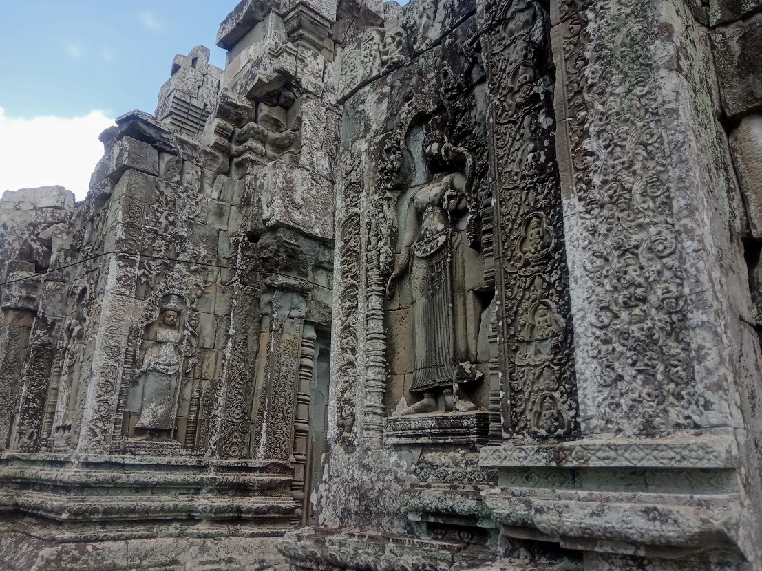 AsianFriendsAU's tweet photo. Phnom Bok - https://t.co/xHkcMx4aiQ Built during the reign of King Yasovarman I (889–910) between 9th and 10th c. It was one of the three temple mountain sites built as he established the new capital at what would become Angkor. #phnombok #helloangkor https://t.co/esCaY8iIjC