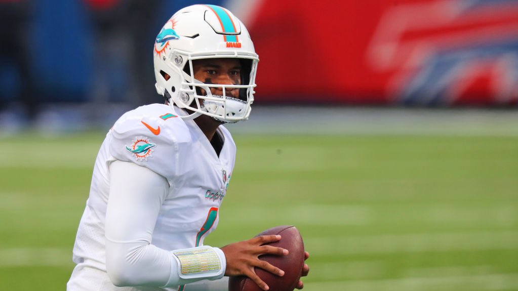 PFF's tweet photo. Which QB has the most to prove in 2021? https://t.co/0j5lGFDgZz
