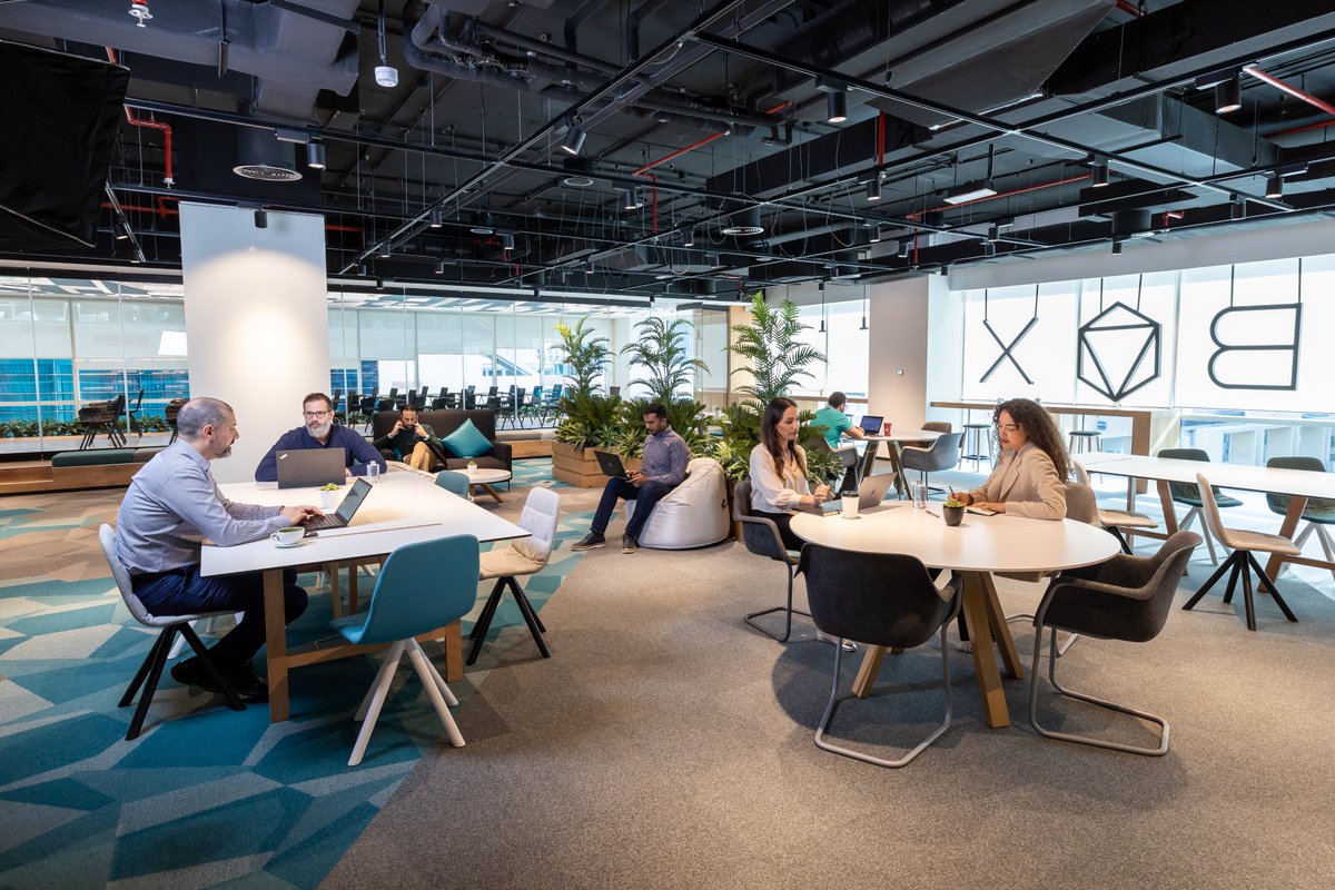 fluidmeet.com/blog/consider-…

What to Consider When Moving Back to the Office After the Pandemic
#OfficeSpace #coworking #backtowork