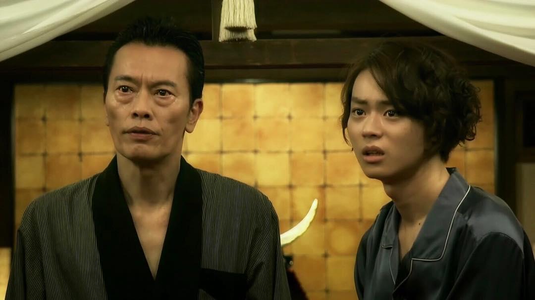 lovesJtbcdrama's tweet photo. 49 & Tamiou is similar about Daddy & Son Bodyswap but they are different in terms of concept
49 focuses on unfinished business of his father meanwhile Tamiou is more on recent issues that society faces
#49jdrama #Tamiou #ShoriSato #MasakiSuda
#菅田将暉 #佐藤勝利 #民王 #BodySwap https://t.co/ijn0mQnYM0