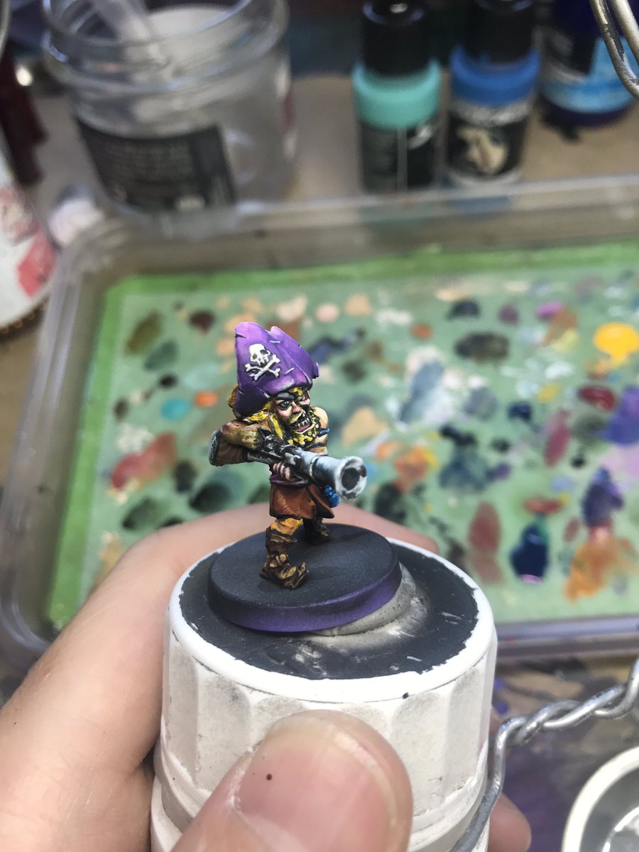 vivionitier's tweet photo. Algo rapidito #rumandbones #miniatures #miniaturas #miniaturepainting https://t.co/rkbNEEKv2v